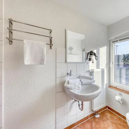 Kutscherhaus Apartament Dobbin-Linstow