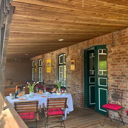 Kutscherhaus * Dobbin-Linstow